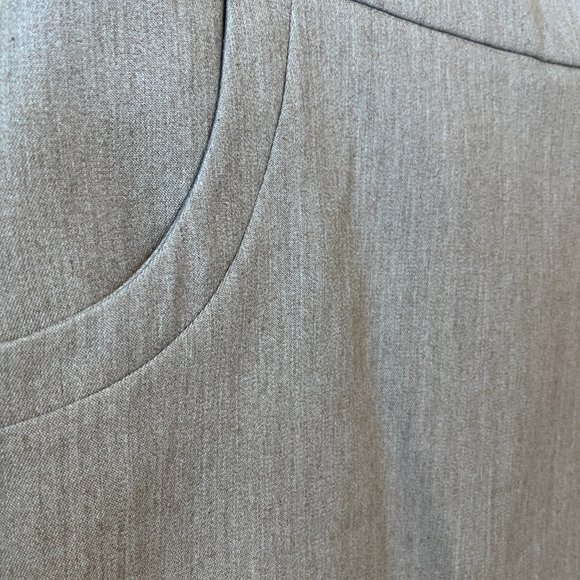 Christopher Straub for Maurices above the knee tan skirt size 5/6 in a tan color - Picture 4 of 8